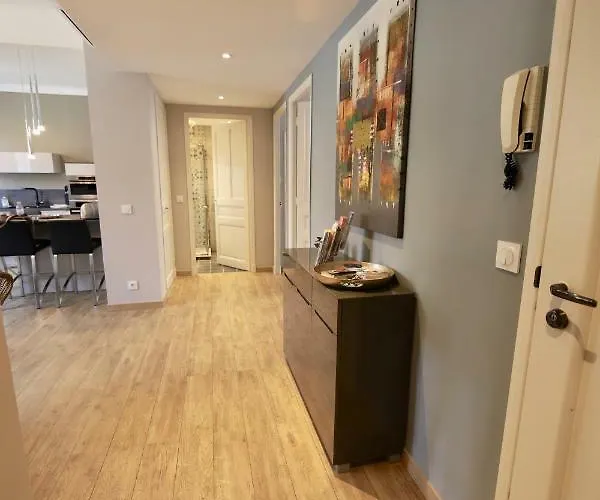 70m2 - La Roseraie Apartment