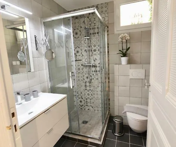 70m2 - La Roseraie Apartment