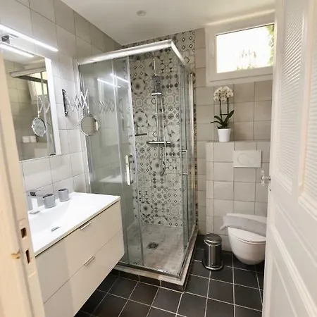 70m2 - La Roseraie Apartment